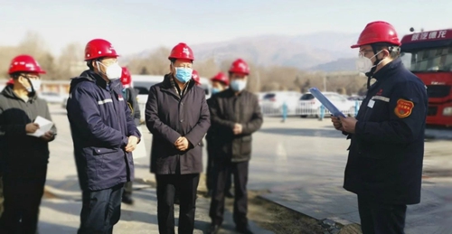 青海省委常委、省總工會主席馬吉孝到青海宜化調(diào)研慰問